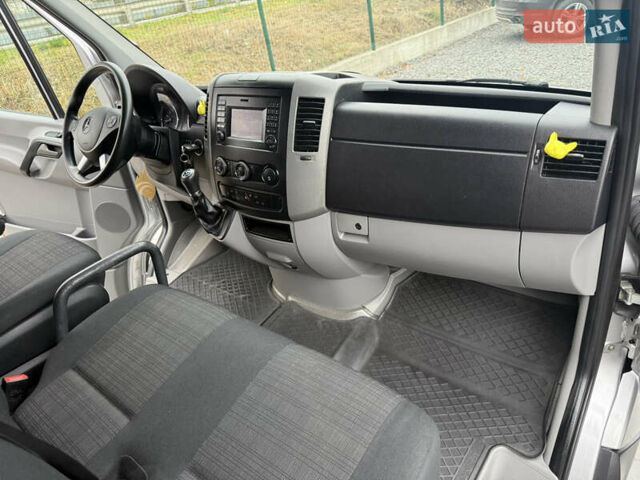 Мерседес Sprinter 2016 у Вінниці на Automoto.ua Сірий Мерседес Sprinter, об'ємом двигуна 2.1 л та пробігом 200 тис. км за 22500 $, фото 37 на Automoto.ua