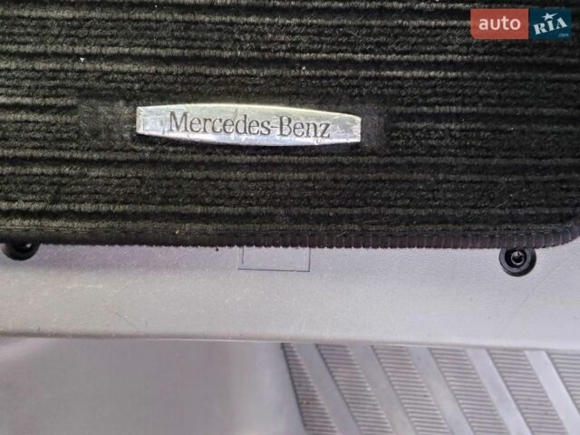 Серый Мерседес Sprinter, объемом двигателя 2.2 л и пробегом 216 тыс. км за 29800 $, фото 27 на Automoto.ua