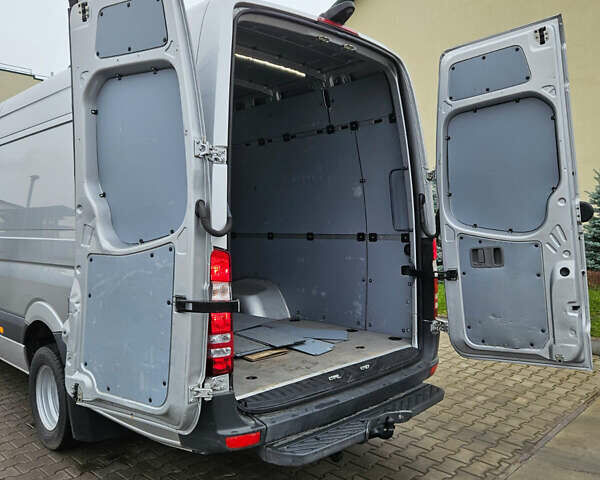 Серый Мерседес Sprinter, объемом двигателя 3 л и пробегом 335 тыс. км за 38499 $, фото 25 на Automoto.ua