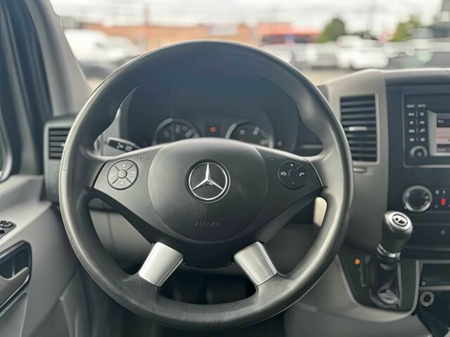 Серый Мерседес Sprinter, объемом двигателя 3 л и пробегом 71 тыс. км за 6800 $, фото 9 на Automoto.ua