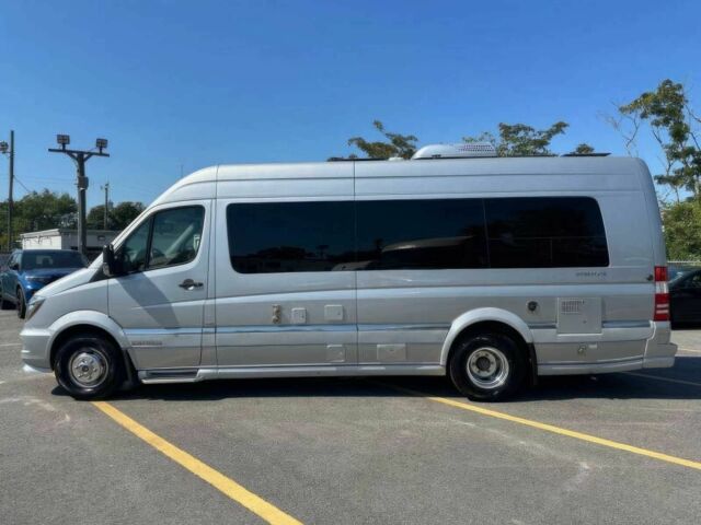 Серый Мерседес Sprinter, объемом двигателя 3 л и пробегом 76 тыс. км за 18700 $, фото 3 на Automoto.ua