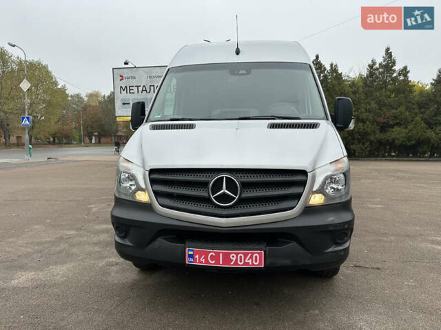 Серый Мерседес Sprinter, объемом двигателя 3 л и пробегом 277 тыс. км за 38800 $, фото 6 на Automoto.ua