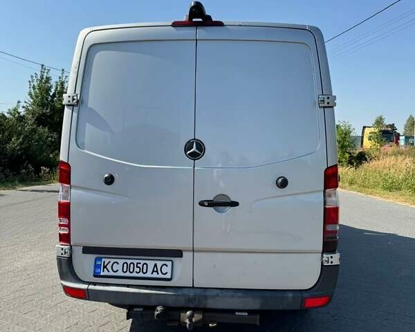 Сірий Мерседес Sprinter, об'ємом двигуна 2.14 л та пробігом 235 тис. км за 17400 $, фото 4 на Automoto.ua
