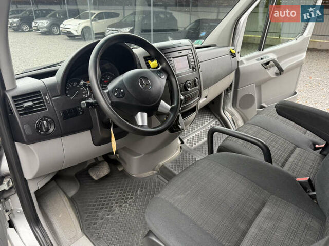 Мерседес Sprinter 2016 у Вінниці на Automoto.ua Сірий Мерседес Sprinter, об'ємом двигуна 2.1 л та пробігом 200 тис. км за 22500 $, фото 32 на Automoto.ua