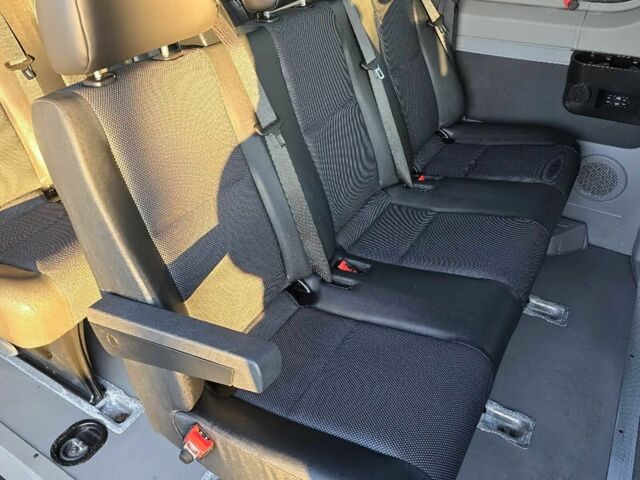 Серый Мерседес Sprinter, объемом двигателя 3 л и пробегом 74 тыс. км за 10000 $, фото 13 на Automoto.ua