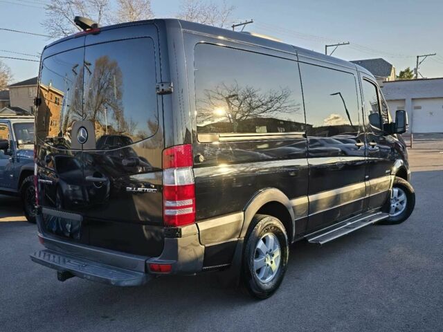 Серый Мерседес Sprinter, объемом двигателя 3 л и пробегом 74 тыс. км за 10000 $, фото 5 на Automoto.ua