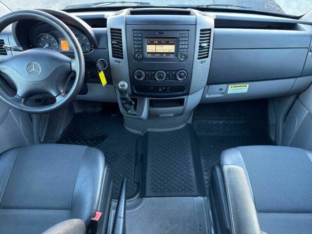 Серый Мерседес Sprinter, объемом двигателя 2.1 л и пробегом 80 тыс. км за 7500 $, фото 10 на Automoto.ua