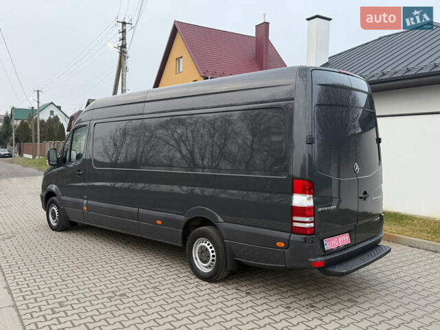 Серый Мерседес Sprinter, объемом двигателя 0 л и пробегом 345 тыс. км за 19200 $, фото 3 на Automoto.ua