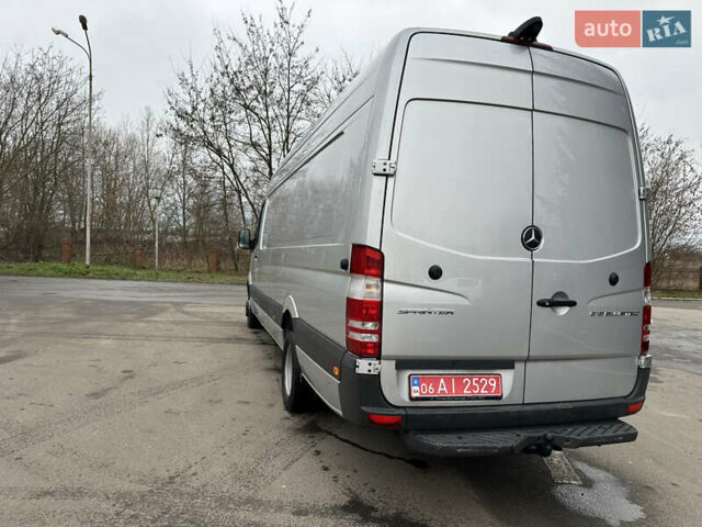 Серый Мерседес Sprinter, объемом двигателя 3 л и пробегом 277 тыс. км за 38800 $, фото 8 на Automoto.ua