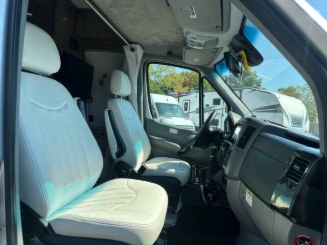 Серый Мерседес Sprinter, объемом двигателя 3 л и пробегом 76 тыс. км за 18700 $, фото 9 на Automoto.ua