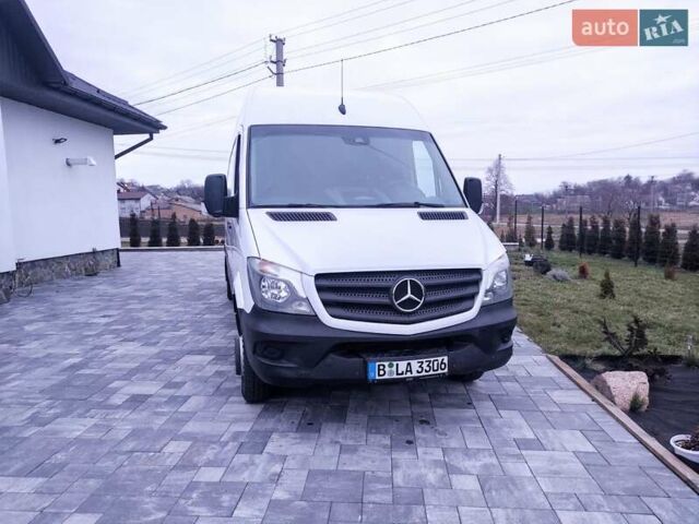 Сірий Мерседес Sprinter, об'ємом двигуна 0 л та пробігом 290 тис. км за 28500 $, фото 2 на Automoto.ua