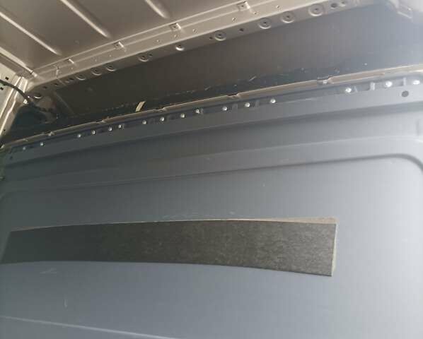 Серый Мерседес Sprinter, объемом двигателя 2.2 л и пробегом 318 тыс. км за 17500 $, фото 37 на Automoto.ua