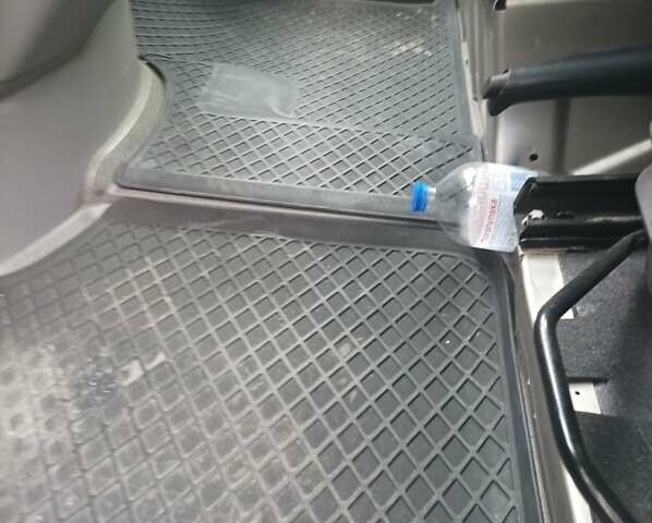 Серый Мерседес Sprinter, объемом двигателя 2.2 л и пробегом 318 тыс. км за 17500 $, фото 14 на Automoto.ua