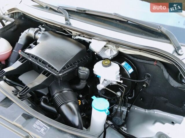 Серый Мерседес Sprinter, объемом двигателя 2.2 л и пробегом 216 тыс. км за 29800 $, фото 41 на Automoto.ua