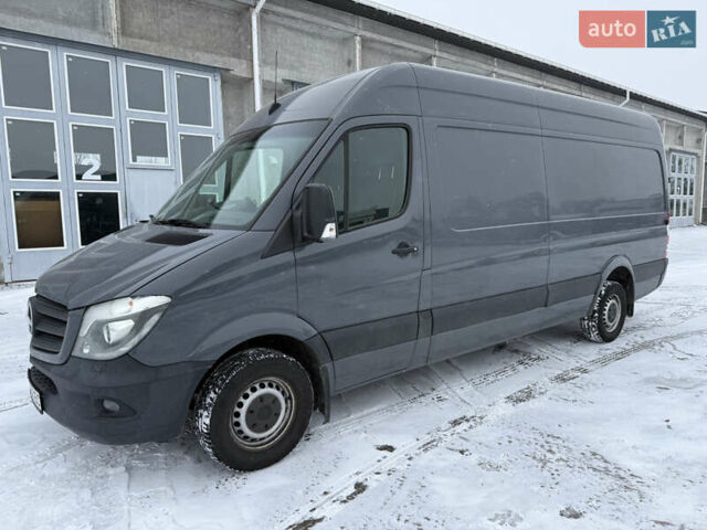 Серый Мерседес Sprinter, объемом двигателя 2.99 л и пробегом 212 тыс. км за 22500 $, фото 1 на Automoto.ua