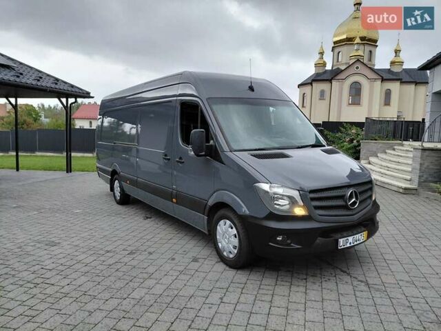 Сірий Мерседес Sprinter, об'ємом двигуна 3 л та пробігом 426 тис. км за 32000 $, фото 3 на Automoto.ua