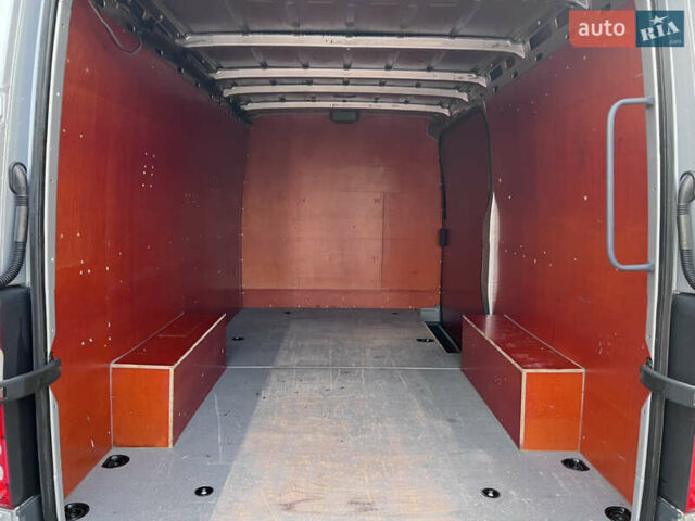 Серый Мерседес Sprinter, объемом двигателя 2.2 л и пробегом 229 тыс. км за 23990 $, фото 40 на Automoto.ua