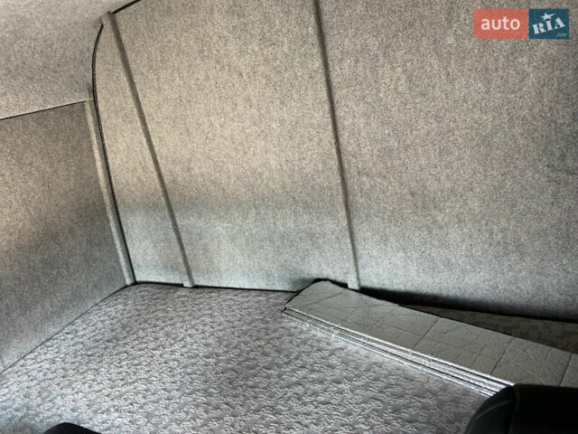 Серый Мерседес Sprinter, объемом двигателя 2.99 л и пробегом 212 тыс. км за 22500 $, фото 14 на Automoto.ua