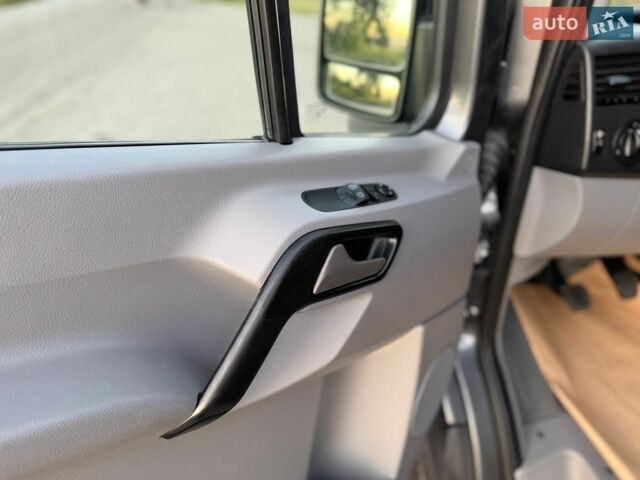 Сірий Мерседес Sprinter, об'ємом двигуна 2.2 л та пробігом 264 тис. км за 21500 $, фото 20 на Automoto.ua