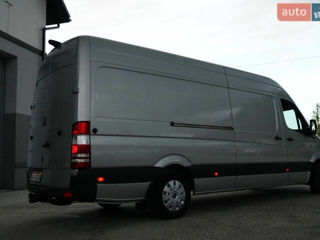 Серый Мерседес Sprinter, объемом двигателя 2.2 л и пробегом 276 тыс. км за 22999 $, фото 12 на Automoto.ua