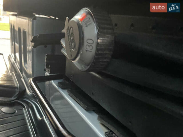 Серый Мерседес Sprinter, объемом двигателя 2.2 л и пробегом 290 тыс. км за 28900 $, фото 46 на Automoto.ua