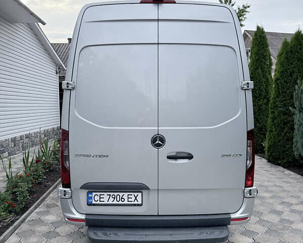 Серый Мерседес Sprinter, объемом двигателя 3 л и пробегом 158 тыс. км за 55885 $, фото 7 на Automoto.ua