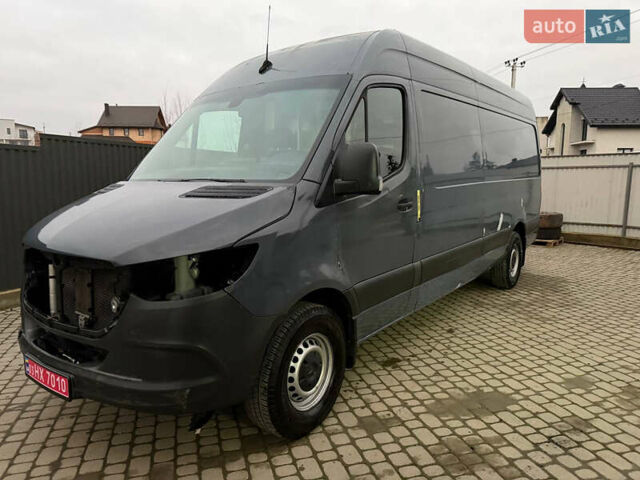 Серый Мерседес Sprinter, объемом двигателя 3 л и пробегом 164 тыс. км за 22500 $, фото 2 на Automoto.ua