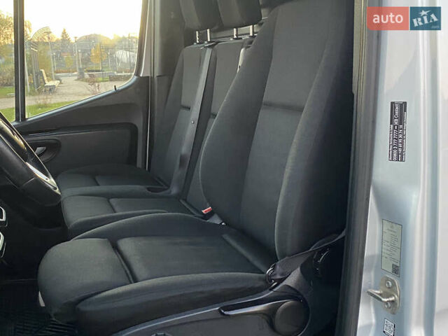 Серый Мерседес Sprinter, объемом двигателя 2.2 л и пробегом 290 тыс. км за 28900 $, фото 25 на Automoto.ua