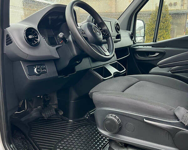Сірий Мерседес Sprinter, об'ємом двигуна 2.14 л та пробігом 295 тис. км за 29984 $, фото 33 на Automoto.ua