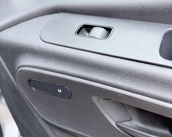 Серый Мерседес Sprinter, объемом двигателя 3 л и пробегом 158 тыс. км за 55885 $, фото 13 на Automoto.ua