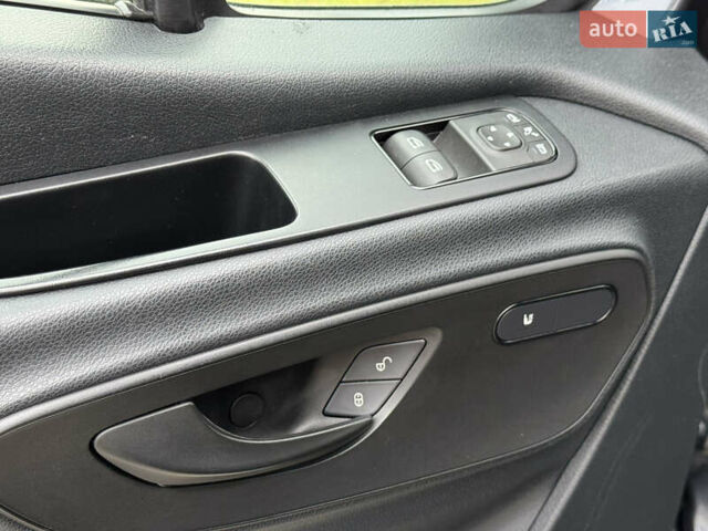 Сірий Мерседес Sprinter, об'ємом двигуна 3 л та пробігом 201 тис. км за 50490 $, фото 17 на Automoto.ua