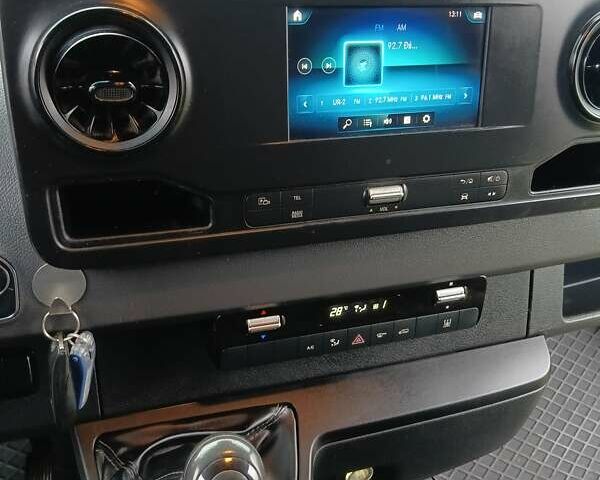 Сірий Мерседес Sprinter, об'ємом двигуна 2.14 л та пробігом 256 тис. км за 24378 $, фото 16 на Automoto.ua