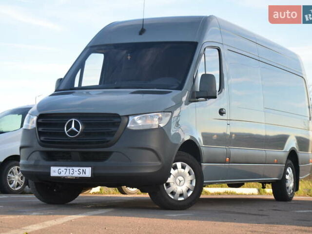 Серый Мерседес Sprinter, объемом двигателя 2.2 л и пробегом 383 тыс. км за 23150 $, фото 12 на Automoto.ua