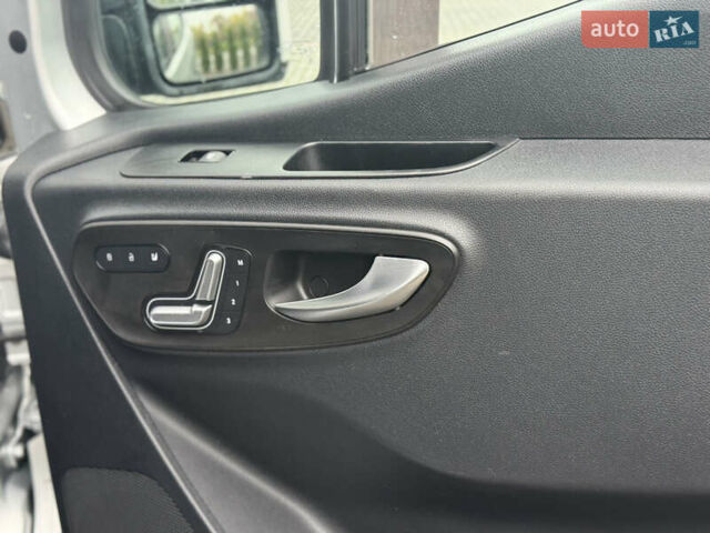 Серый Мерседес Sprinter, объемом двигателя 3 л и пробегом 100 тыс. км за 46500 $, фото 14 на Automoto.ua