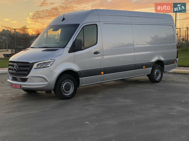 Серый Мерседес Sprinter, объемом двигателя 2.2 л и пробегом 290 тыс. км за 28900 $, фото 19 на Automoto.ua