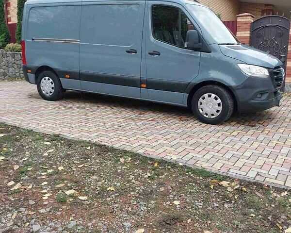 Серый Мерседес Sprinter, объемом двигателя 2.14 л и пробегом 255 тыс. км за 24200 $, фото 11 на Automoto.ua