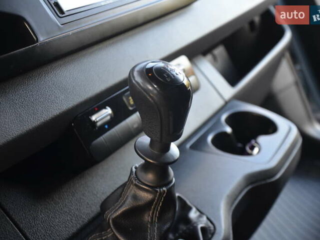 Серый Мерседес Sprinter, объемом двигателя 2.2 л и пробегом 383 тыс. км за 23150 $, фото 41 на Automoto.ua