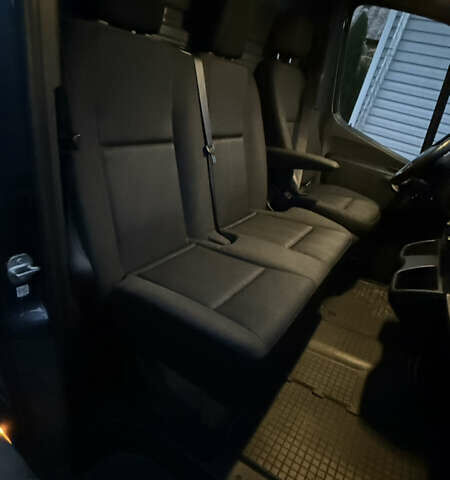 Серый Мерседес Sprinter, объемом двигателя 2.14 л и пробегом 217 тыс. км за 40533 $, фото 14 на Automoto.ua