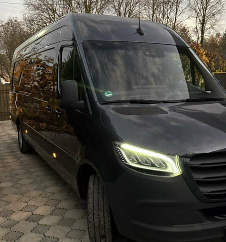 Серый Мерседес Sprinter, объемом двигателя 2.14 л и пробегом 217 тыс. км за 40533 $, фото 11 на Automoto.ua