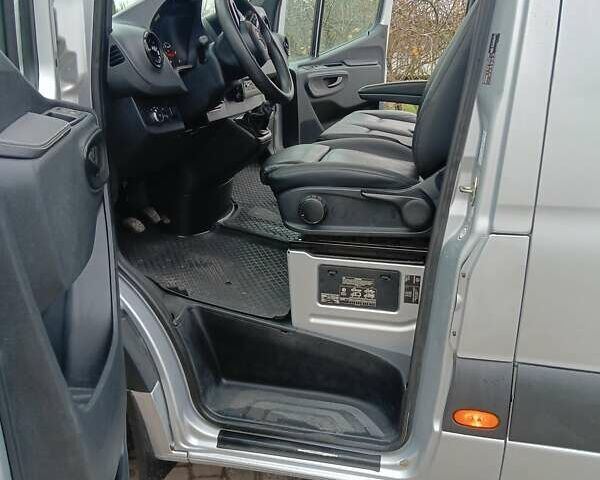 Сірий Мерседес Sprinter, об'ємом двигуна 2.14 л та пробігом 256 тис. км за 24378 $, фото 19 на Automoto.ua