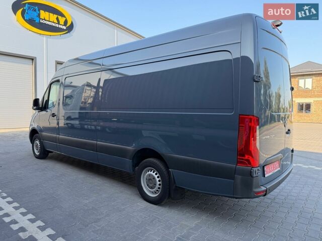 Серый Мерседес Sprinter, объемом двигателя 2.99 л и пробегом 147 тыс. км за 31400 $, фото 12 на Automoto.ua