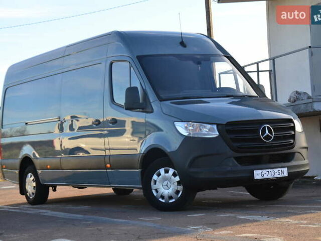 Серый Мерседес Sprinter, объемом двигателя 2.2 л и пробегом 383 тыс. км за 23150 $, фото 24 на Automoto.ua