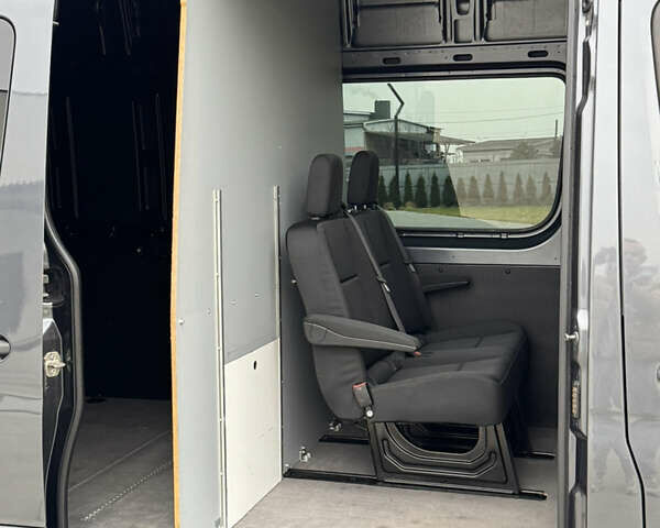 Сірий Мерседес Sprinter, об'ємом двигуна 3 л та пробігом 201 тис. км за 50490 $, фото 29 на Automoto.ua