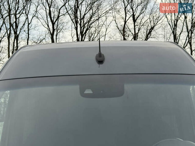 Сірий Мерседес Sprinter, об'ємом двигуна 3 л та пробігом 201 тис. км за 50490 $, фото 9 на Automoto.ua