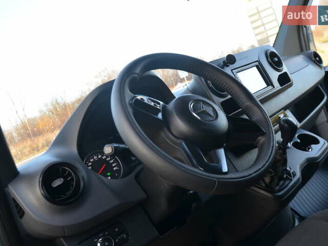 Серый Мерседес Sprinter, объемом двигателя 2.2 л и пробегом 383 тыс. км за 23150 $, фото 38 на Automoto.ua