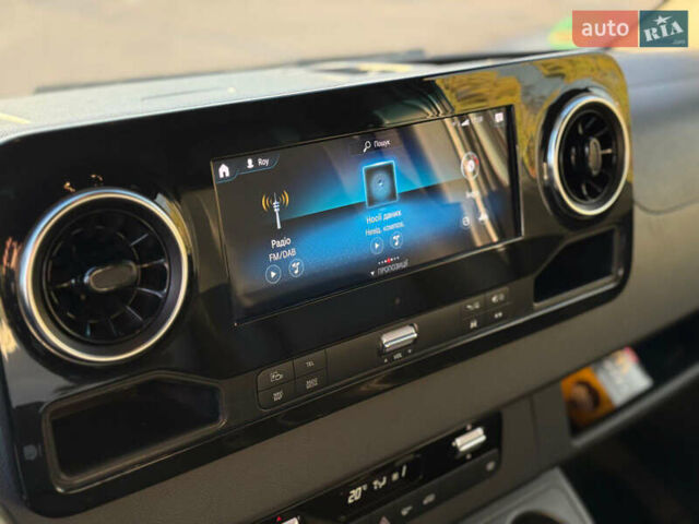 Серый Мерседес Sprinter, объемом двигателя 3 л и пробегом 202 тыс. км за 54990 $, фото 19 на Automoto.ua