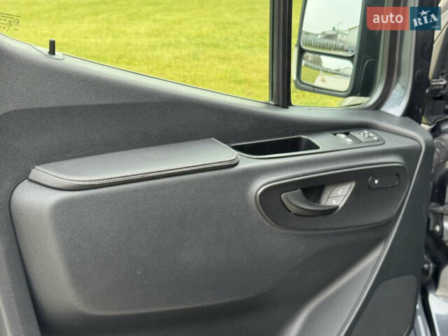 Сірий Мерседес Sprinter, об'ємом двигуна 3 л та пробігом 201 тис. км за 50490 $, фото 16 на Automoto.ua