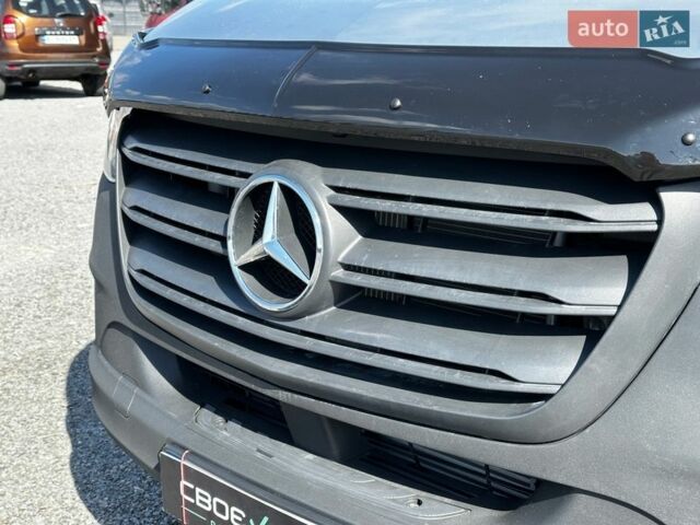 Серый Мерседес Sprinter, объемом двигателя 2.99 л и пробегом 168 тыс. км за 37999 $, фото 5 на Automoto.ua