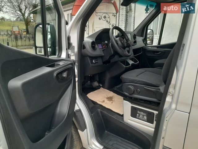 Серый Мерседес Sprinter, объемом двигателя 2.14 л и пробегом 418 тыс. км за 32380 $, фото 18 на Automoto.ua