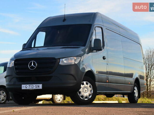 Серый Мерседес Sprinter, объемом двигателя 2.2 л и пробегом 383 тыс. км за 23150 $, фото 13 на Automoto.ua